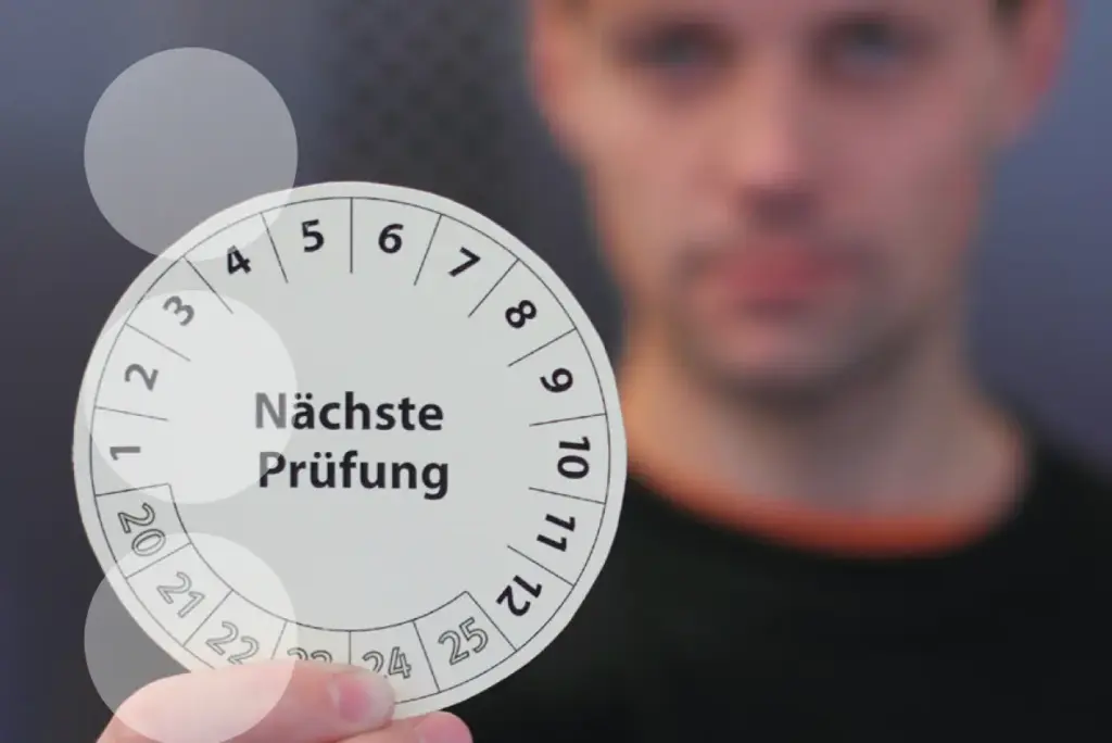 Elektroprüfung Prüfplakette VDE Prüfung DGUV Vorschrift 3 Geräteprüfung